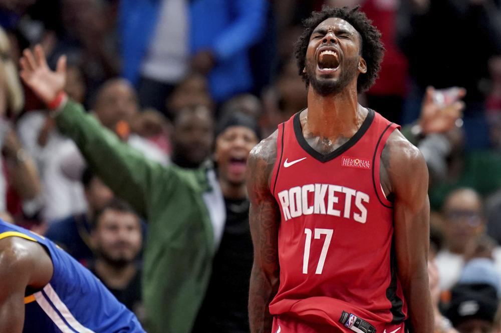 亚泰唯有倾 亚泰唯有倾