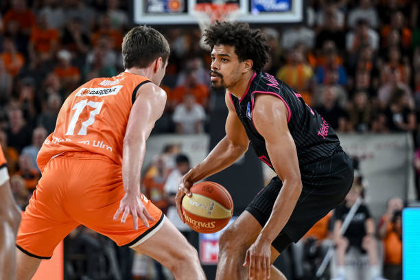 而果断地行 而果断地行